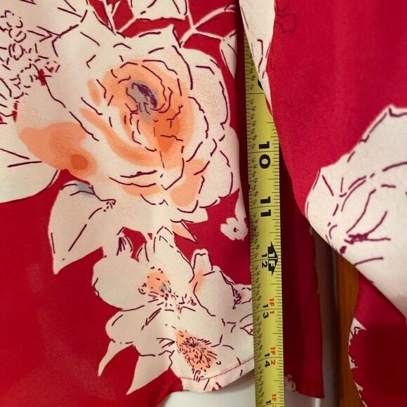 CANDIE’S BEAUTIFUL,FUN & unique Roll tab shirt size XS - Picture 5 of 8